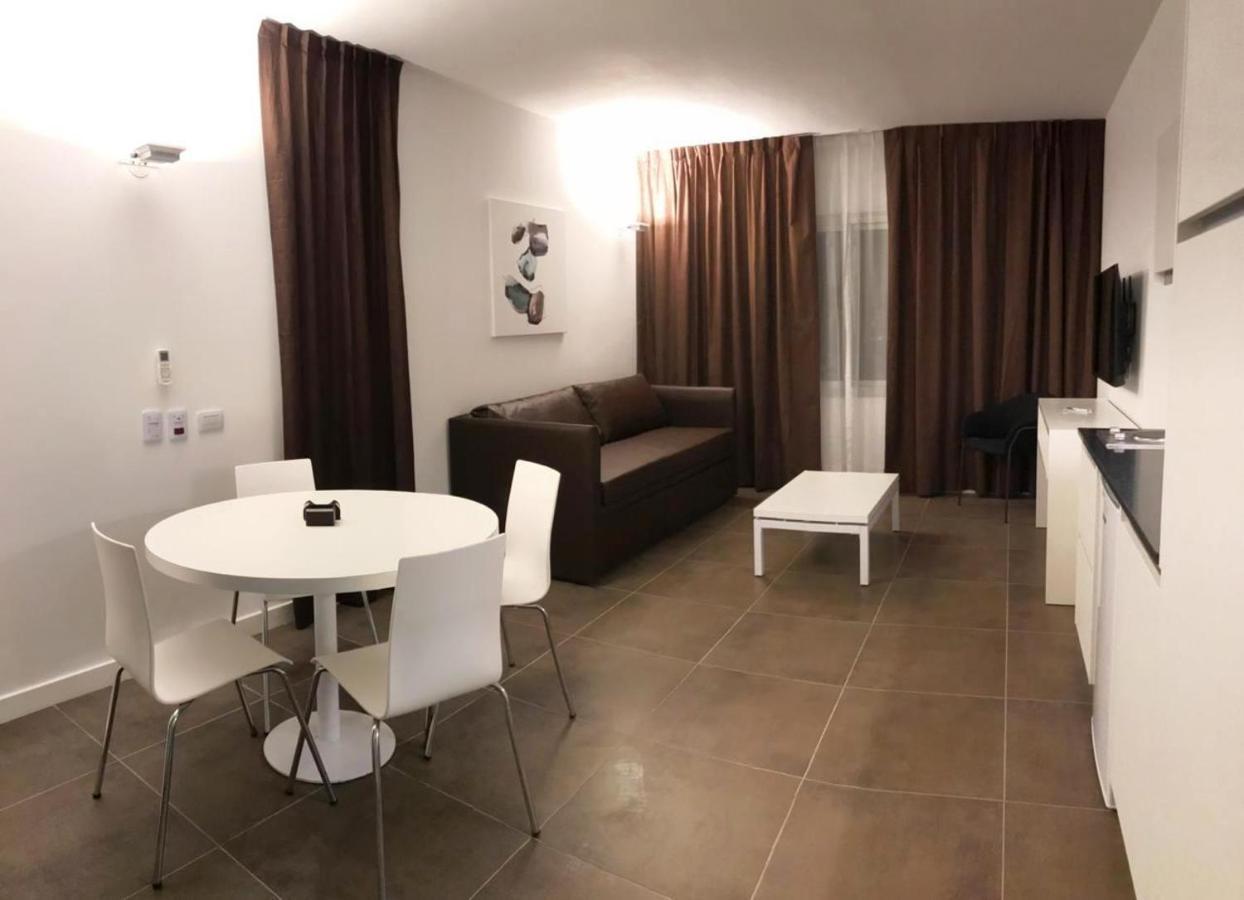 Rental Suites Campana Ngoại thất bức ảnh